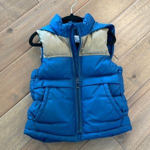 Zara boys puffer vest (size 2-3)